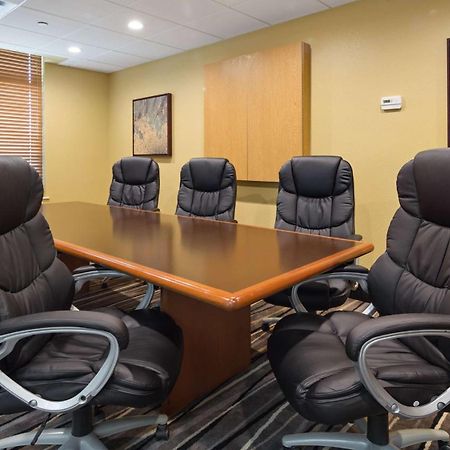 Best Western Plus Birmingham Inn & Suites Luaran gambar