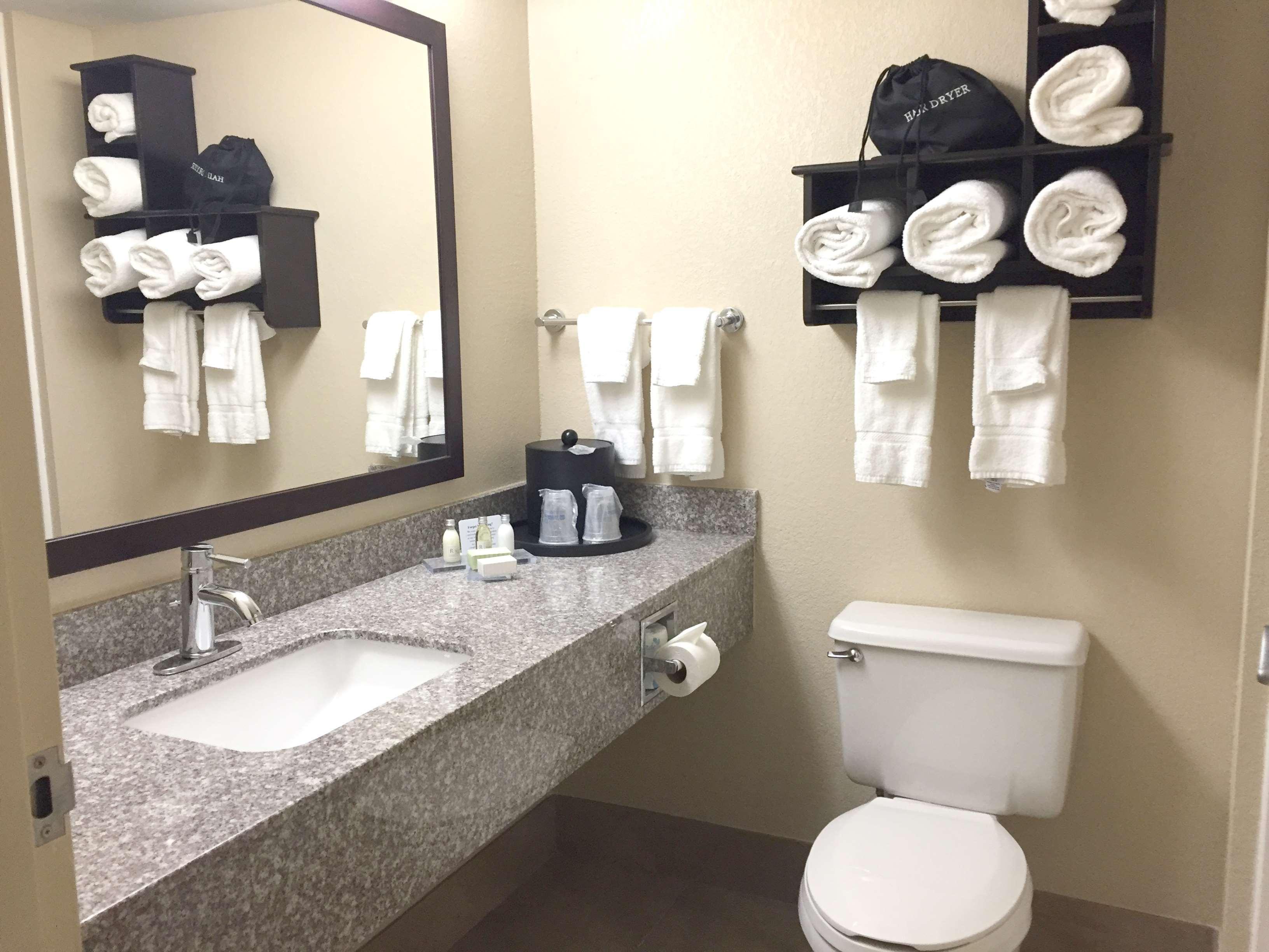 Best Western Plus Birmingham Inn & Suites Luaran gambar